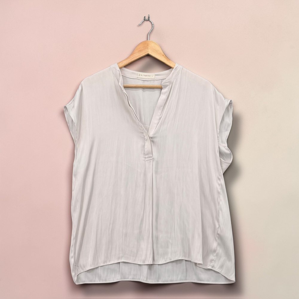 By Together L4935-C Faux Silk Short Sleeve Blouse Cream Large